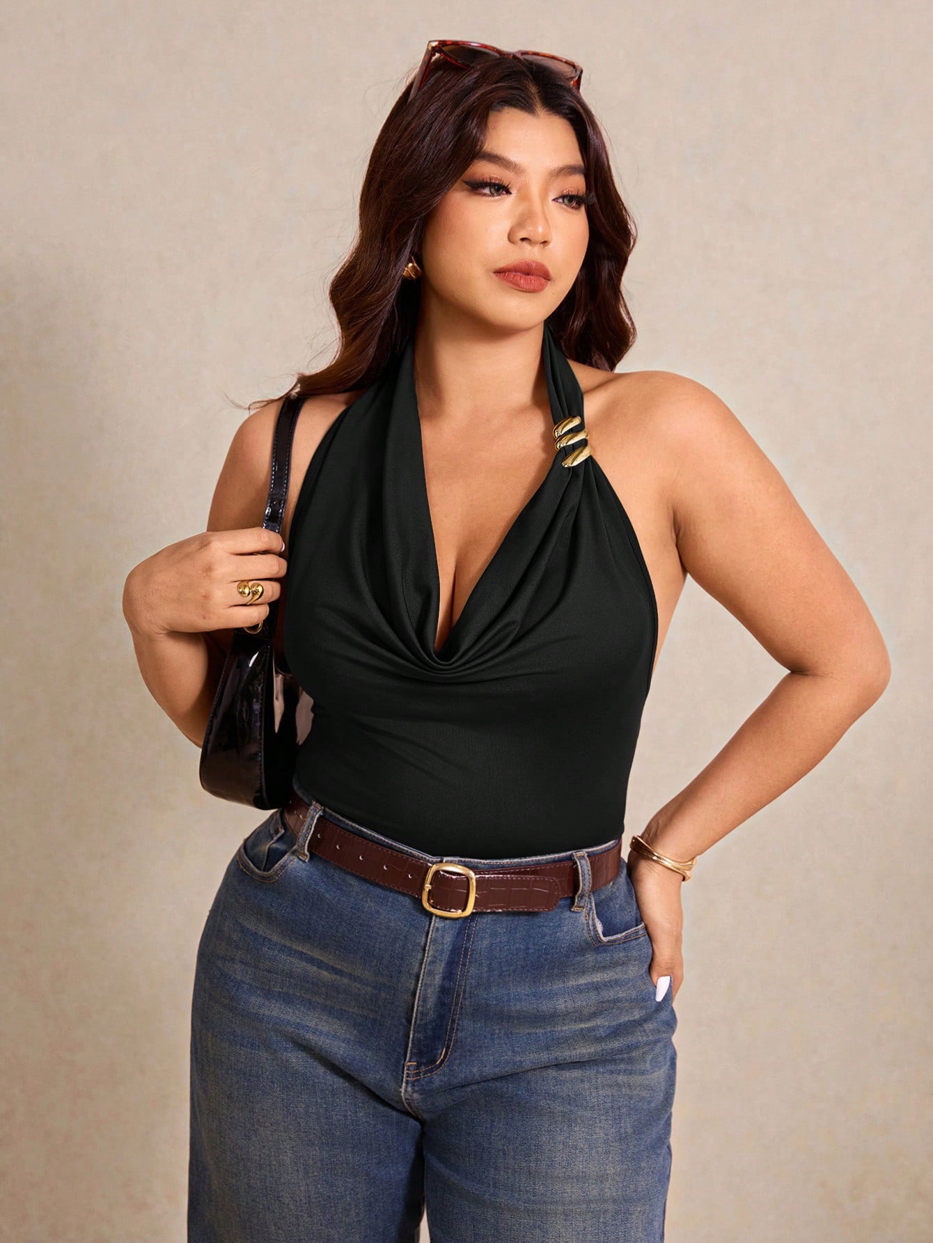 Blusa hebilla negra