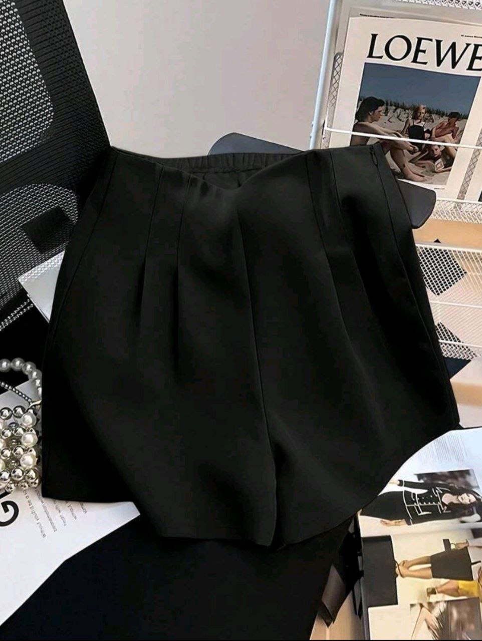 Short tela oscuro