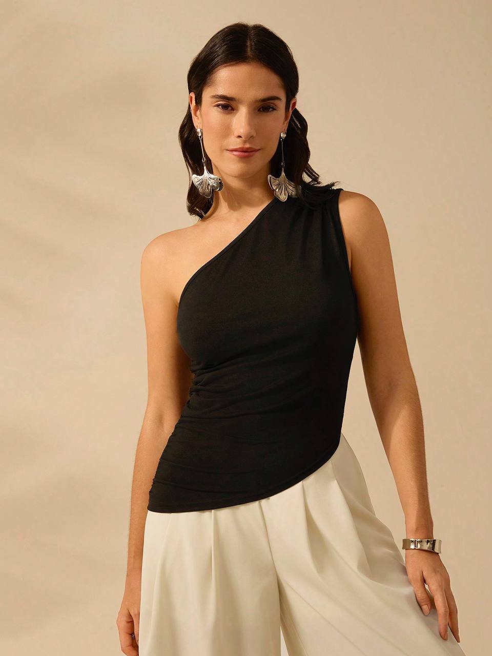 Blusa asimétrica