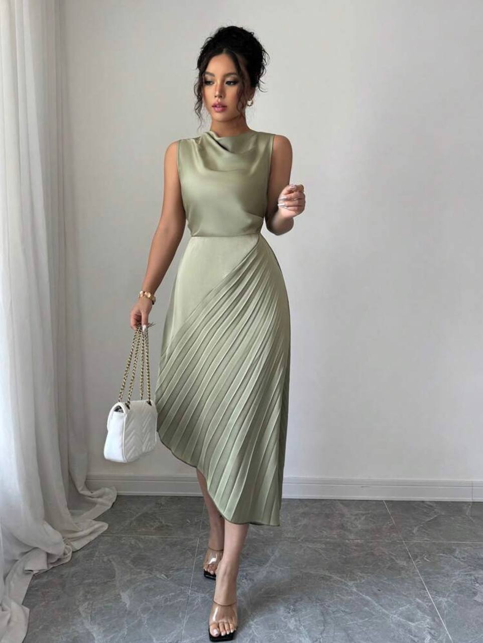 Vestido Verde bajo plisado