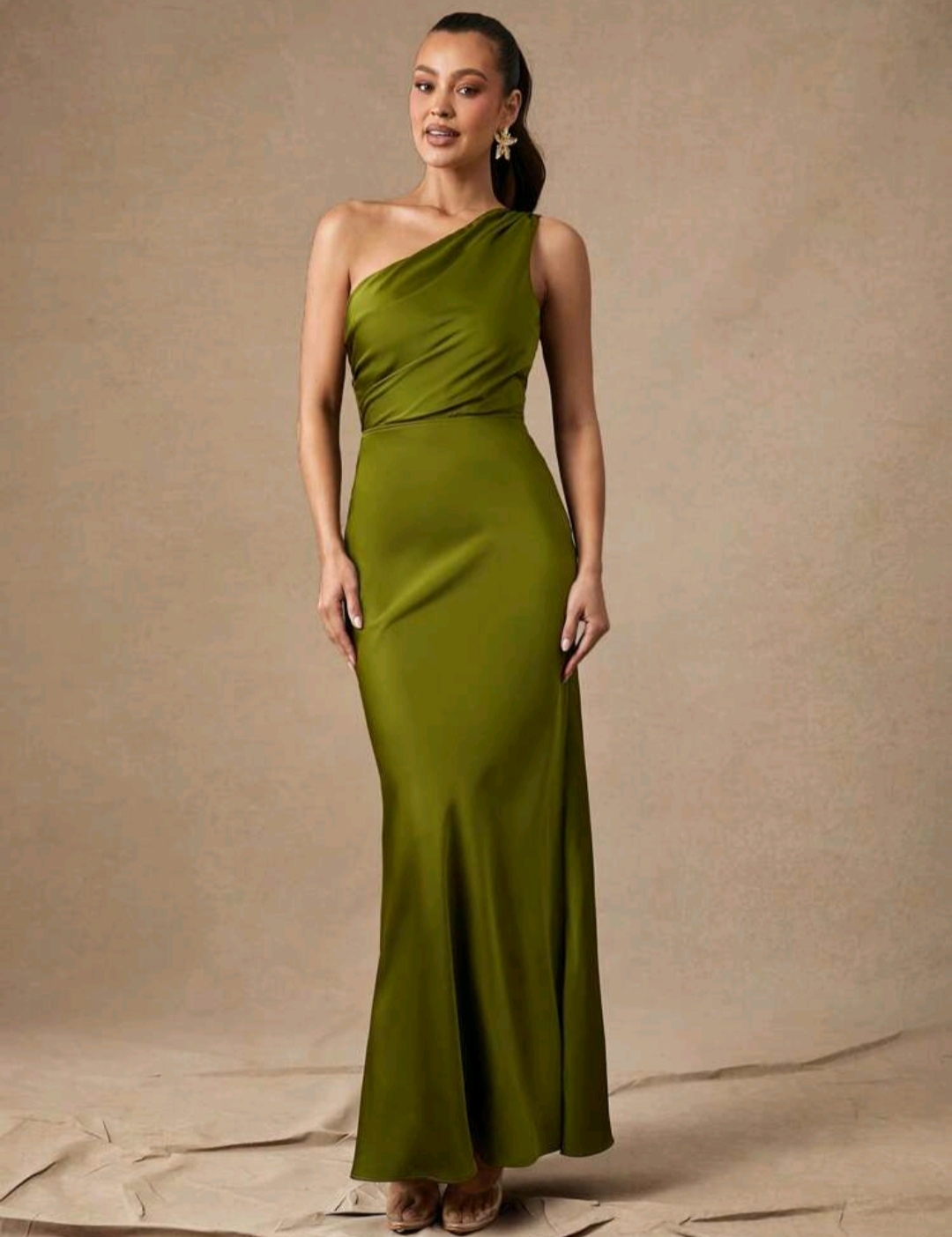 Vestido asimétrico amarre