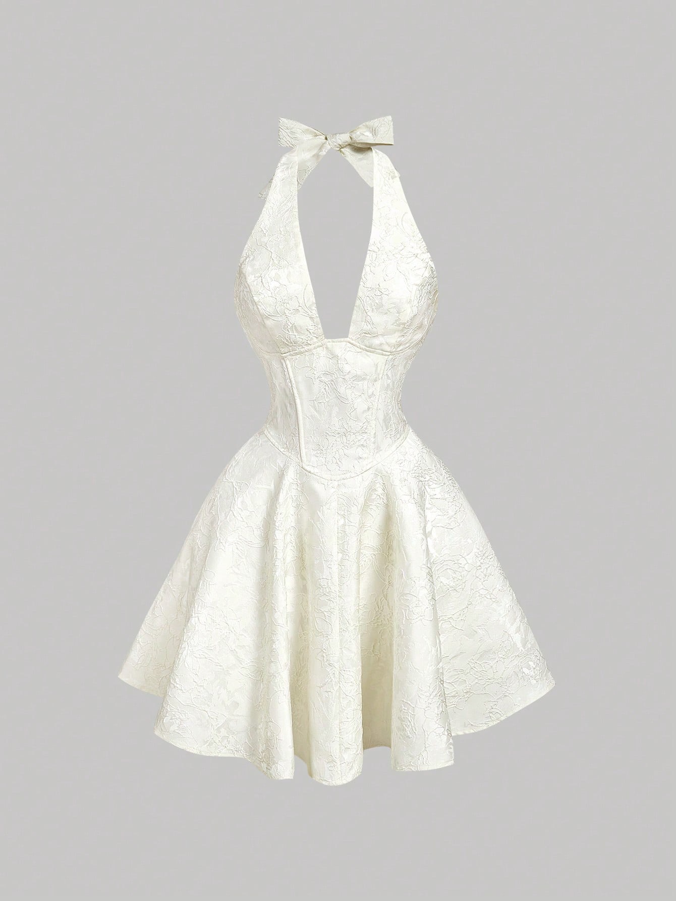 Vestido princesa troquelado en V