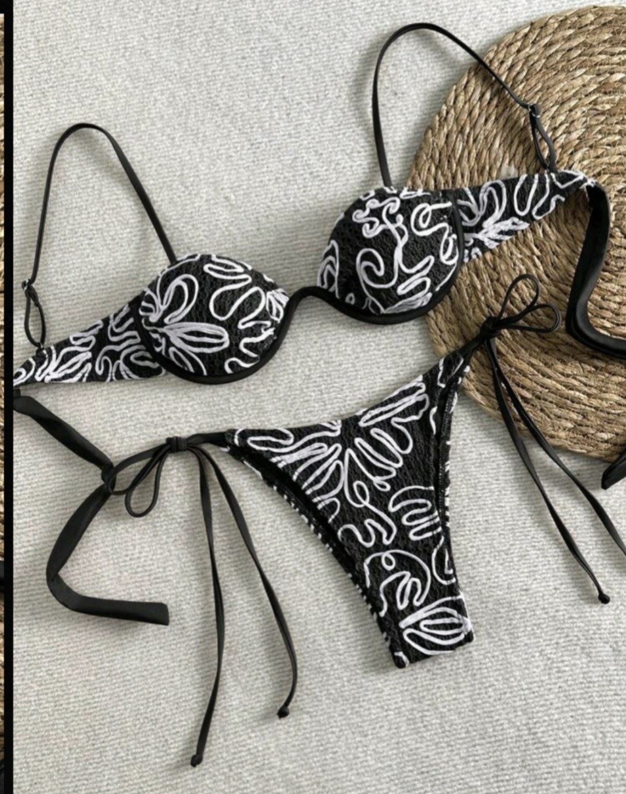 BIKINI BORDADO NEGRO
