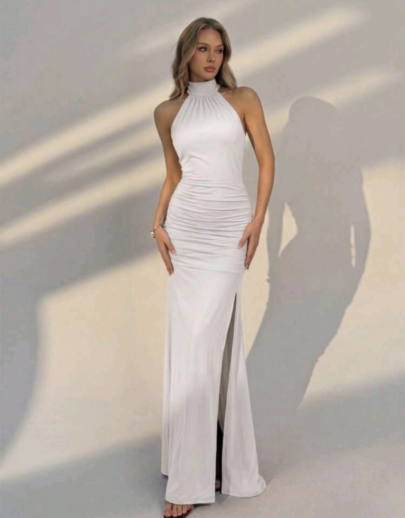 Vestido amarre en cuello