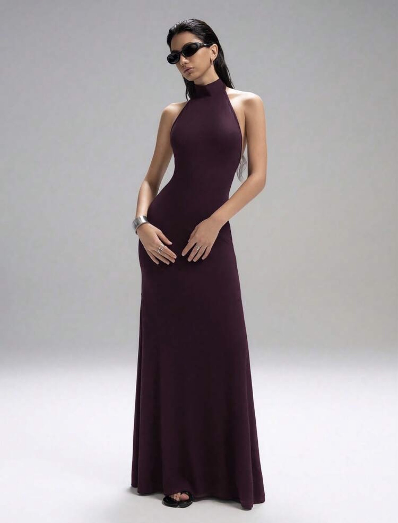 Vestido cuello T largo