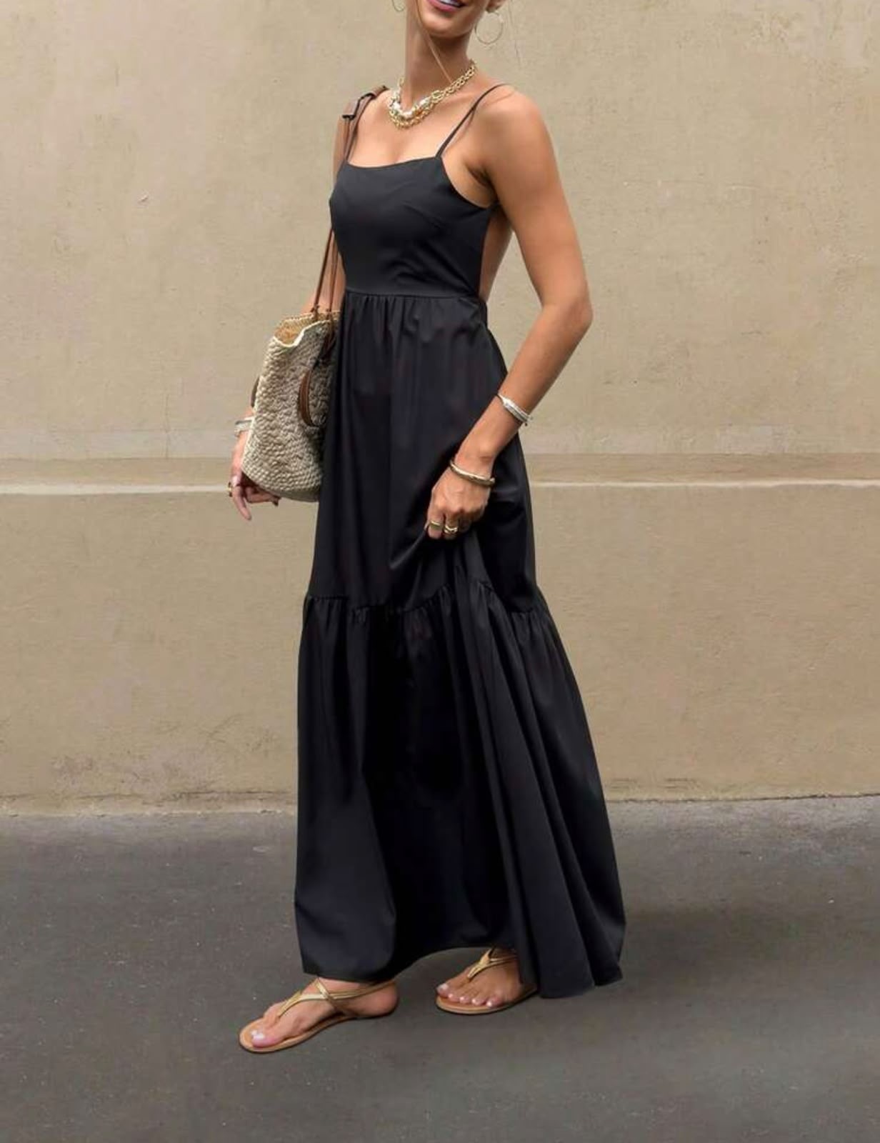 VESTIDO HOLGADO DESPALDADO