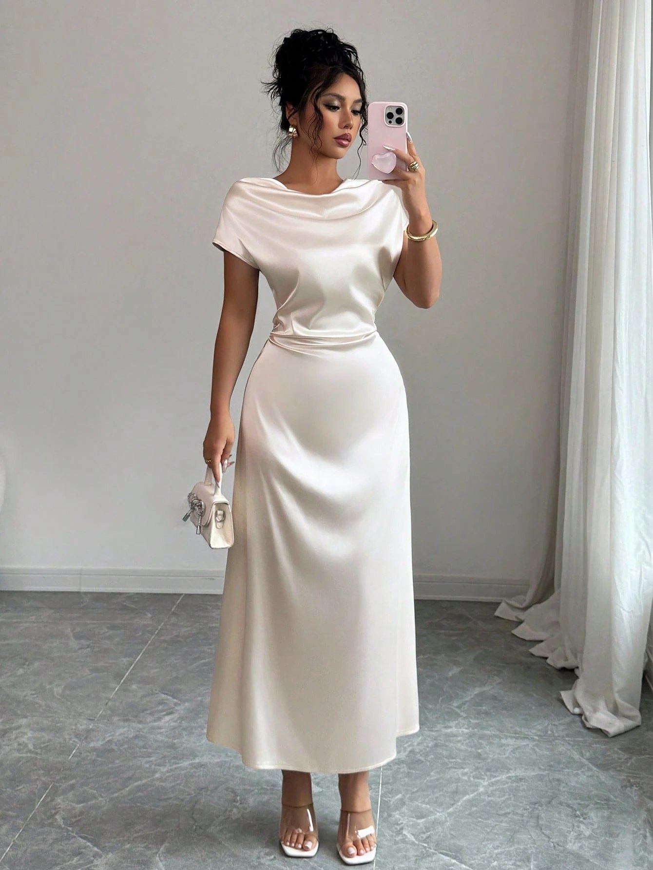 VESTIDO MANGA CORTA SATÉN