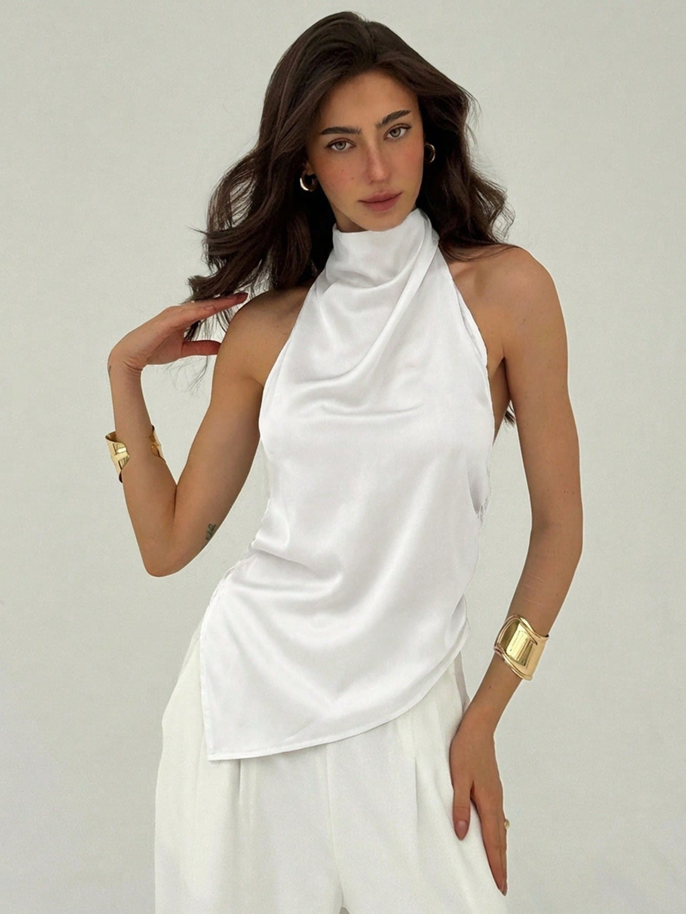 Blusa cuello alto saten